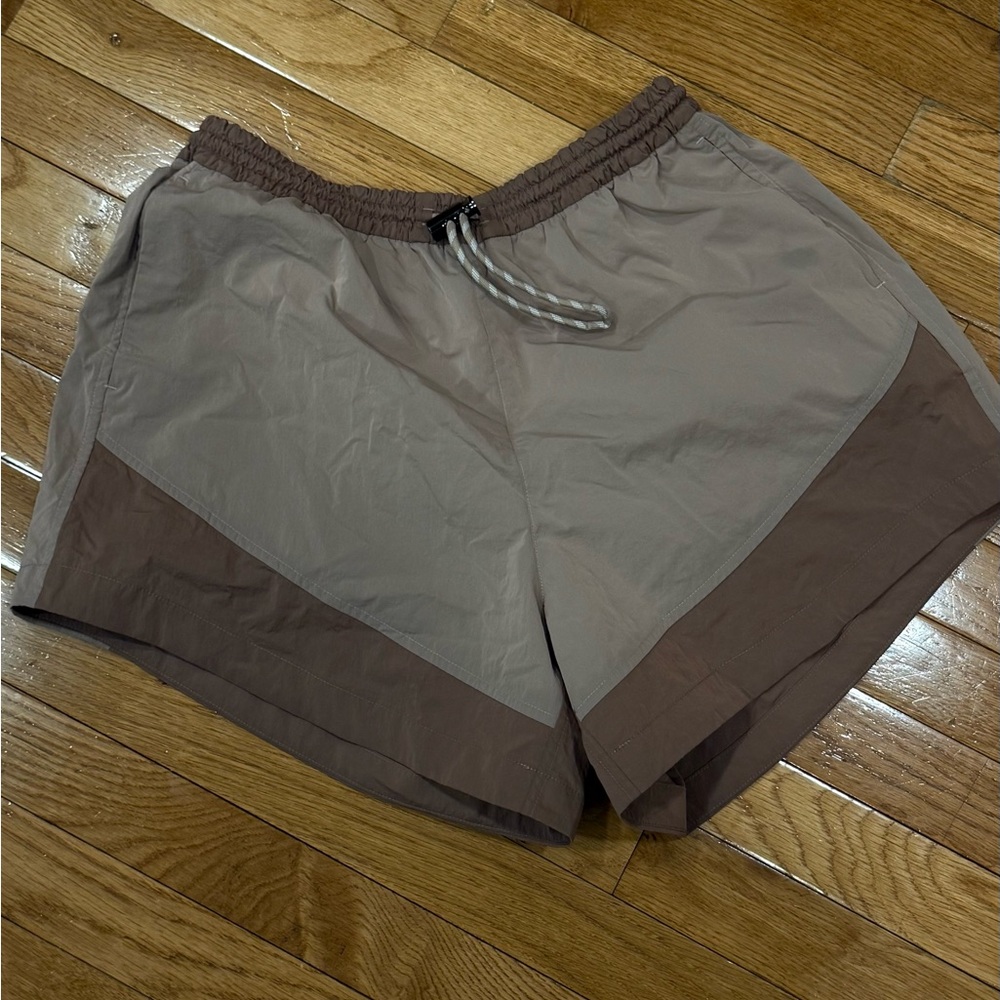 Lululemon hiking shorts